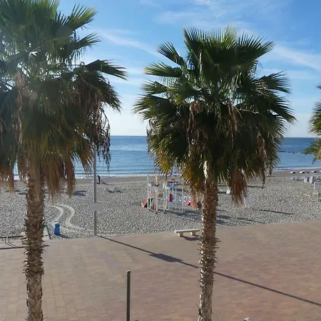 Playa 아파트